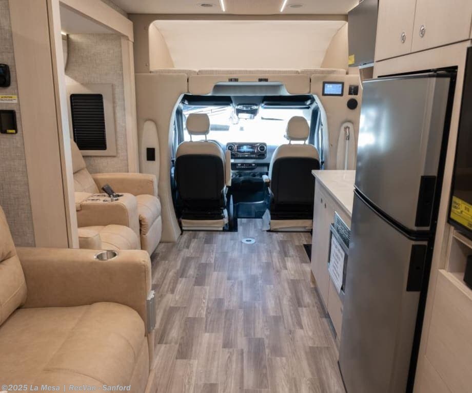 Contact us now about this 2026 Tiffin Wayfarer 25XRW! 2026 Wayfarer 25XRW by Tiffin from La Mesa | RecVan - Sanford in Sanford, Florida