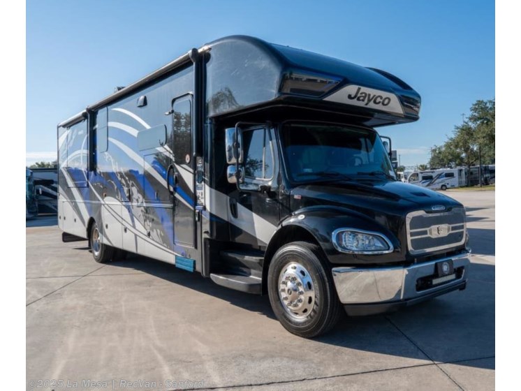 Email now about this 2022 Jayco Seneca 37K! Used 2022 Jayco Seneca 37K available in Sanford, Florida