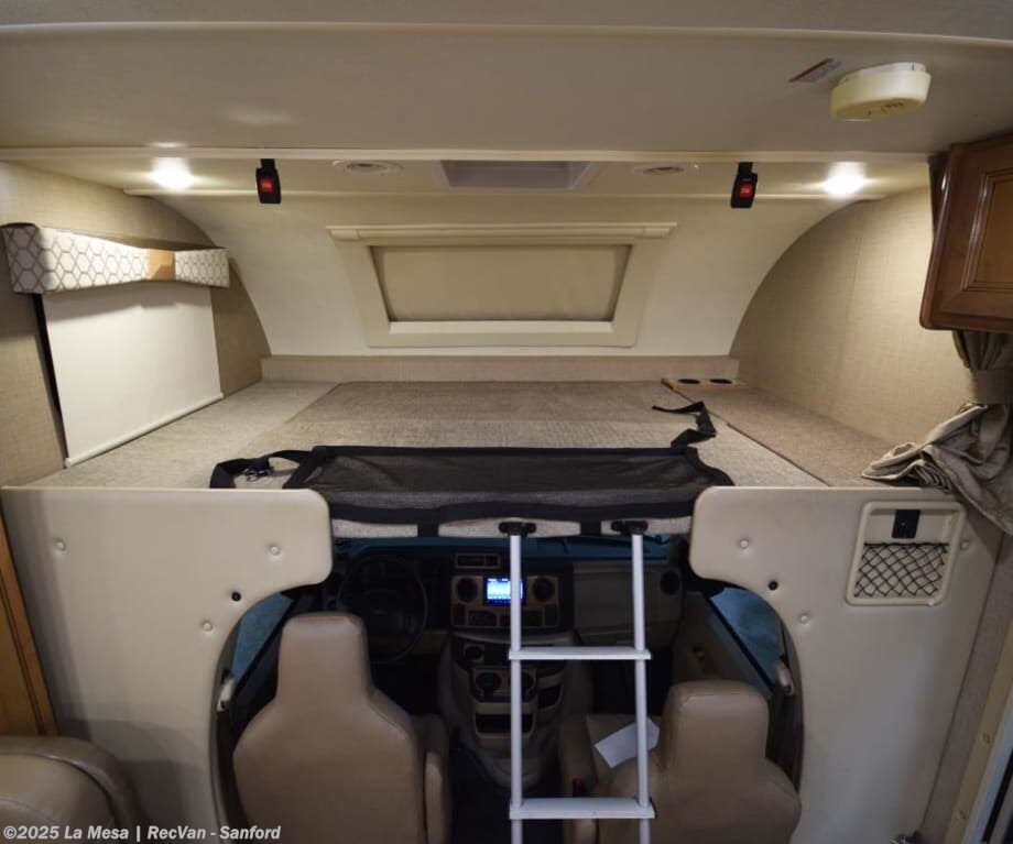 Used 2020 Thor Motor Coach Quantum 25RC available in Sanford, Florida