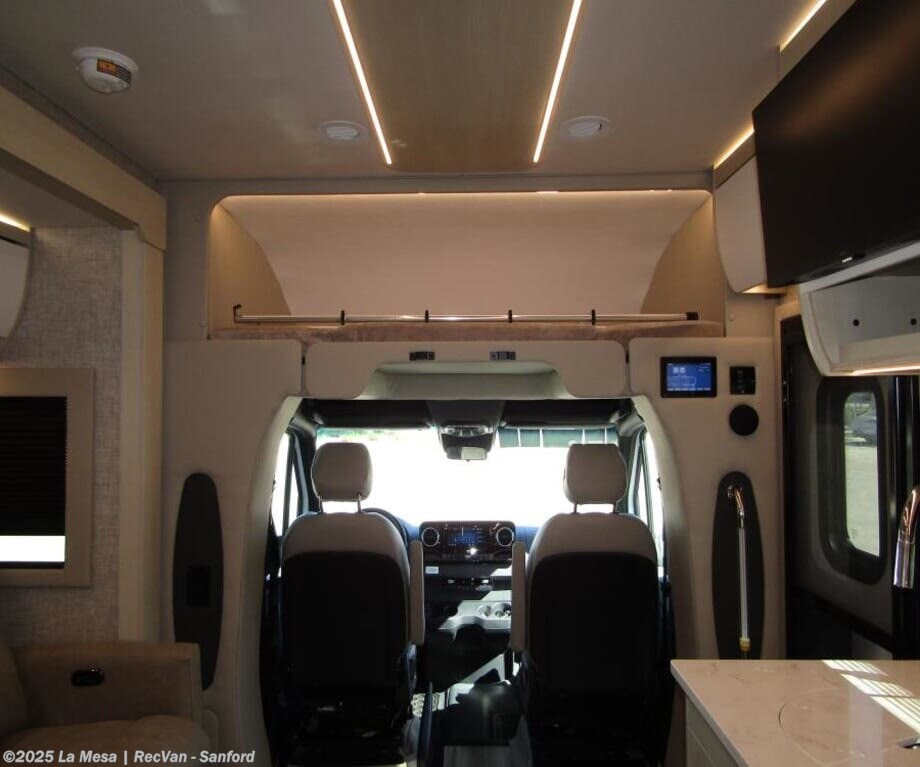 Contact us now about this 2026 Tiffin Wayfarer 25XLW! 2026 Wayfarer 25XLW by Tiffin from La Mesa | RecVan - Sanford in Sanford, Florida