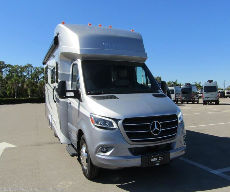 Email now about this 2026 Tiffin Wayfarer 25XLW! New 2026 Tiffin Wayfarer 25XLW available in Sanford, Florida