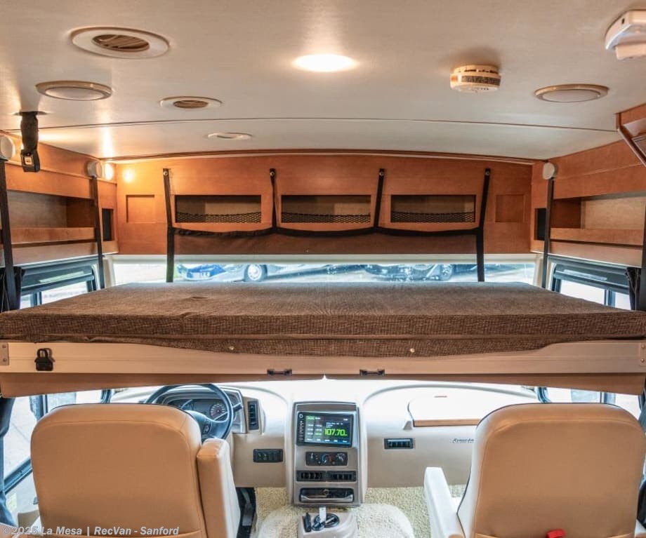 Used 2018 Winnebago Sunstar LX 27N available in Sanford, Florida