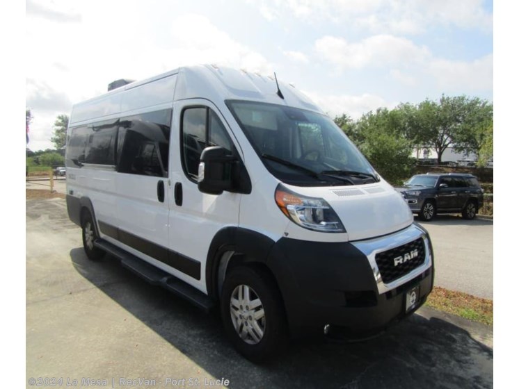 Used 2023 Thor Motor Coach Dazzle 2AB available in Port St. Lucie, Florida