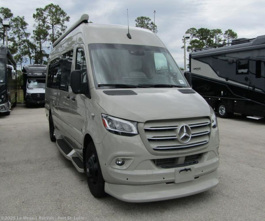 Email now about this 2025 Midwest Patriot MD2-RWD! New 2025 Midwest Patriot MD2-RWD available in Port St. Lucie, Florida