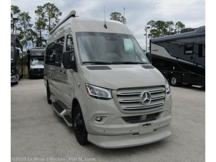 Email now about this 2025 Midwest Patriot MD2-RWD! New 2025 Midwest Patriot MD2-RWD available in Port St. Lucie, Florida