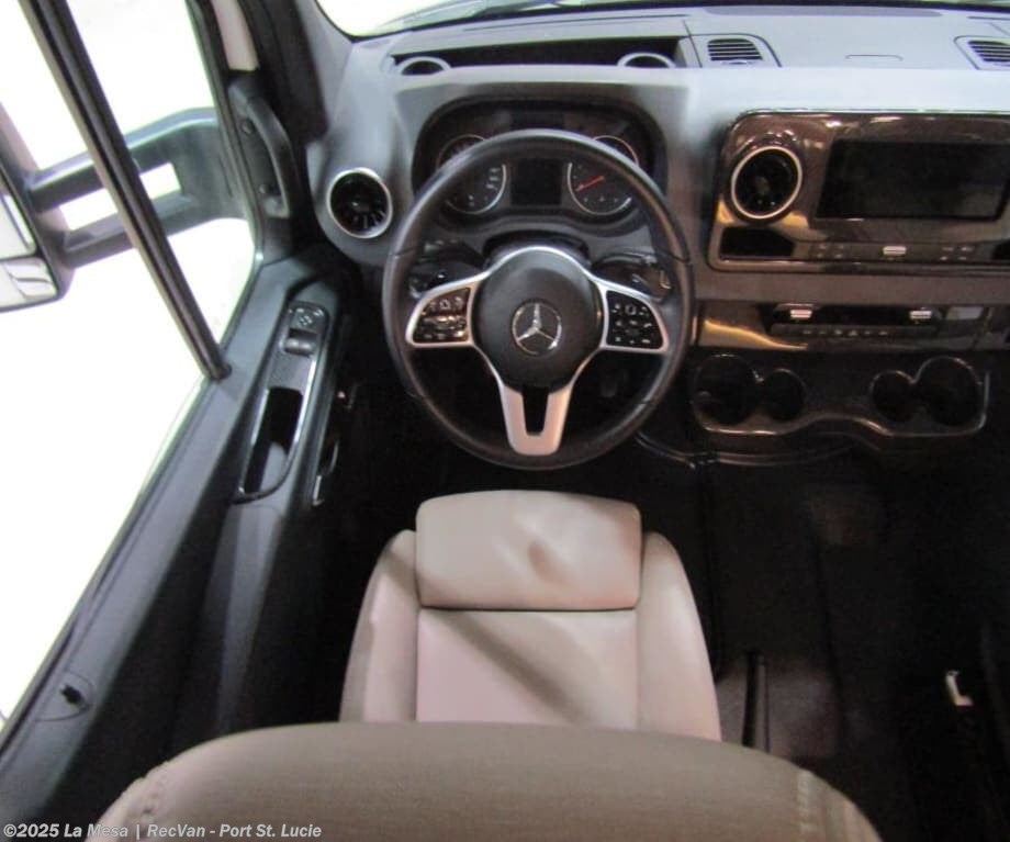 Call now about this 2022 Winnebago View 24J! 2022 Winnebago View 24J - Used Class C For Sale by La Mesa | RecVan - Port St. Lucie in Port St. Lucie, Florida