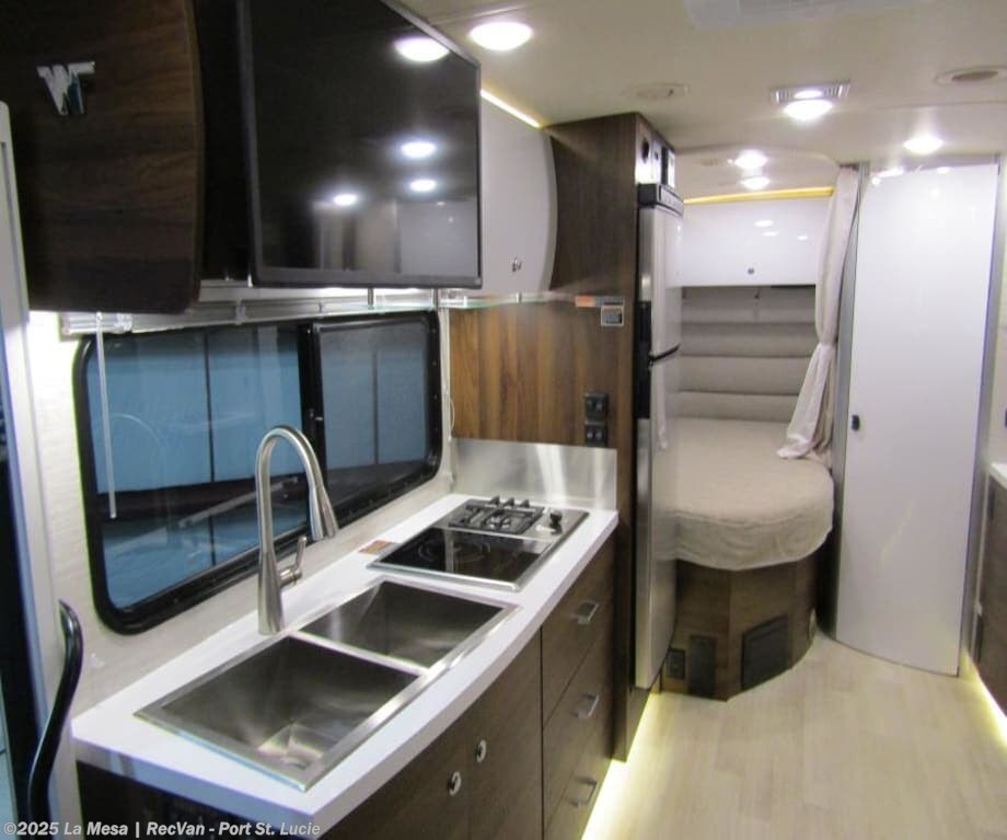 Used 2022 Winnebago View 24J available in Port St. Lucie, Florida