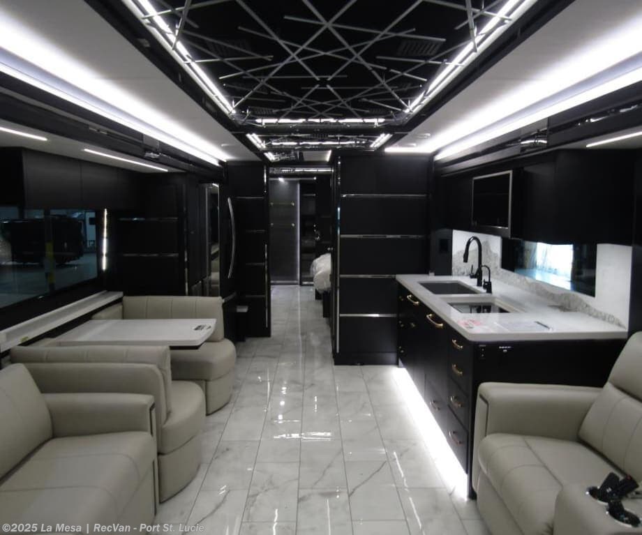 New 2025 Tiffin Zephyr 45PZ available in Port St. Lucie, Florida