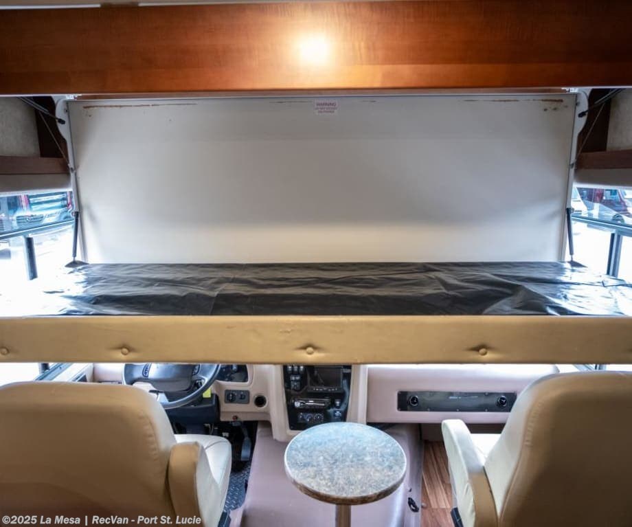 Used 2015 Forest River Georgetown 270S available in Port St. Lucie, Florida