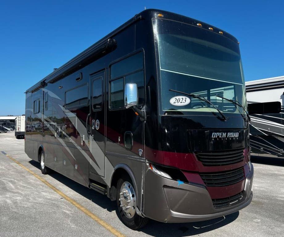 Email now about this 2023 Tiffin Allegro 36UA! Used 2023 Tiffin Allegro 36UA available in Port St. Lucie, Florida