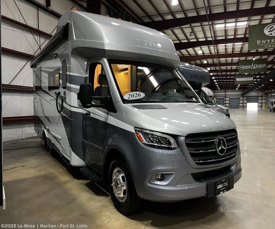 Email now about this 2026 Tiffin Wayfarer 25XLW! New 2026 Tiffin Wayfarer 25XLW available in Port St. Lucie, Florida