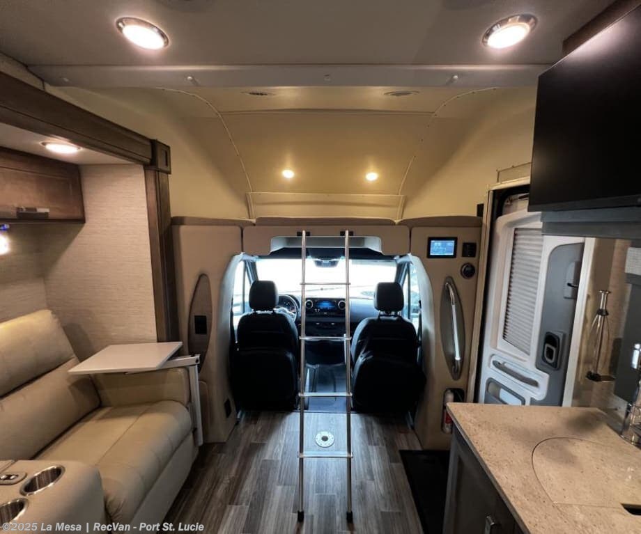 Used 2023 Tiffin Wayfarer 25RW available in Port St. Lucie, Florida