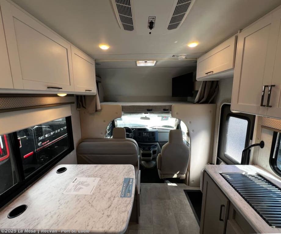 Contact us now about this 2026 Thor Motor Coach Chateau 22Z! 2026 Chateau 22Z by Thor Motor Coach from La Mesa | RecVan - Port St. Lucie in Port St. Lucie, Florida