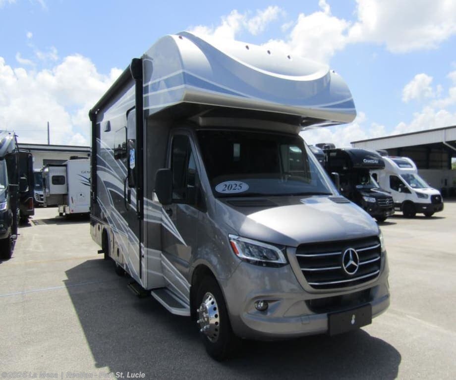 Email now about this 2025 Jayco Melbourne 24R! New 2025 Jayco Melbourne 24R available in Port St. Lucie, Florida