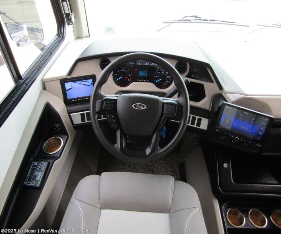 Call now about this 2024 Holiday Rambler Invicta 32RW! 2024 Holiday Rambler Invicta 32RW - Used Class A For Sale by La Mesa | RecVan - Port St. Lucie in Port St. Lucie, Florida