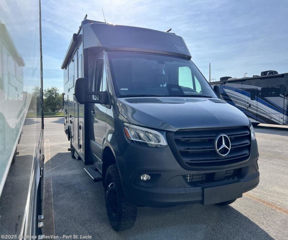 Email now about this 2026 Winnebago Ekko WM623B-FBP! New 2026 Winnebago Ekko WM623B-FBP available in Port St. Lucie, Florida