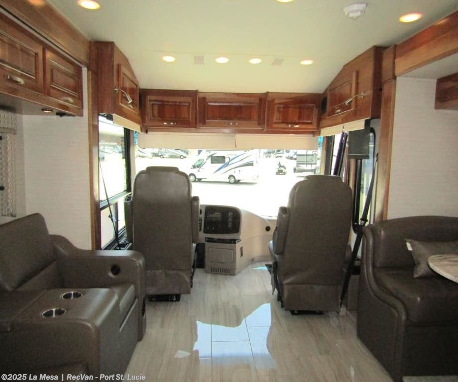 Contact us now about this 2019 Jayco Embark 37MB! 2019 Embark 37MB by Jayco from La Mesa | RecVan - Port St. Lucie in Port St. Lucie, Florida