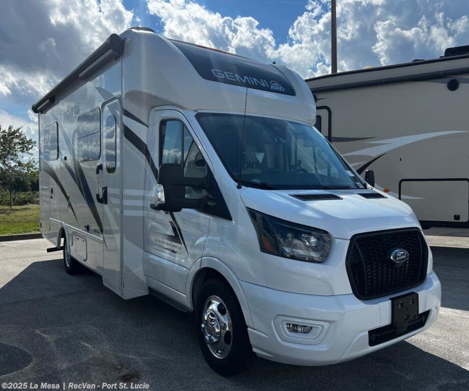 Email now about this 2023 Thor Motor Coach Gemini AWD 24KB! Used 2023 Thor Motor Coach Gemini AWD 24KB available in Port St. Lucie, Florida