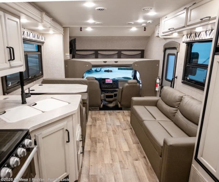 Contact us now about this 2022 Jayco Redhawk 31F! 2022 Redhawk 31F by Jayco from La Mesa | RecVan - Port St. Lucie in Port St. Lucie, Florida