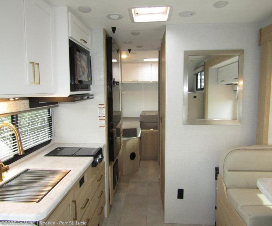New 2026 Thor Motor Coach Chateau 25Z available in Port St. Lucie, Florida