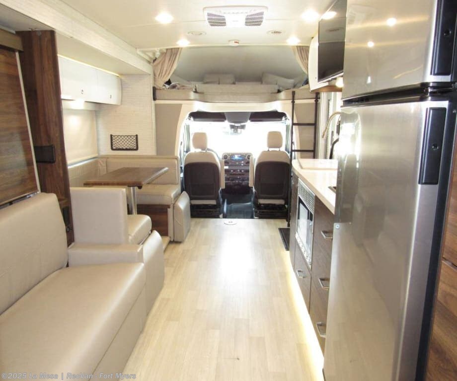 Contact us now about this 2022 Winnebago View 24D! 2022 View 24D by Winnebago from La Mesa | RecVan - Fort Myers in Fort Myers, Florida