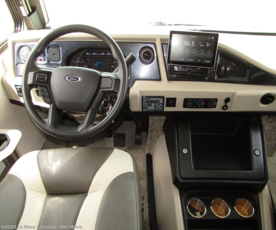 Call now about this 2024 Fleetwood Flex 32S! 2024 Fleetwood Flex 32S - Used Class A For Sale by La Mesa | RecVan - Fort Myers in Fort Myers, Florida