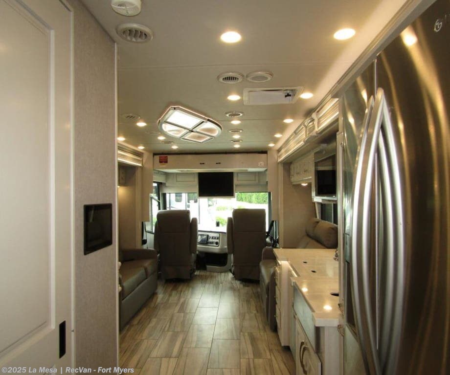 Contact us now about this 2023 Holiday Rambler Armada 44LE! 2023 Armada 44LE by Holiday Rambler from La Mesa | RecVan - Fort Myers in Fort Myers, Florida