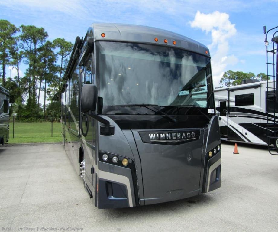 Email now about this 2019 Winnebago Forza 38F! Used 2019 Winnebago Forza 38F available in Fort Myers, Florida