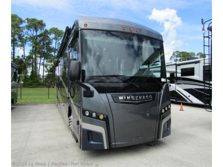 Email now about this 2019 Winnebago Forza 38F! Used 2019 Winnebago Forza 38F available in Fort Myers, Florida