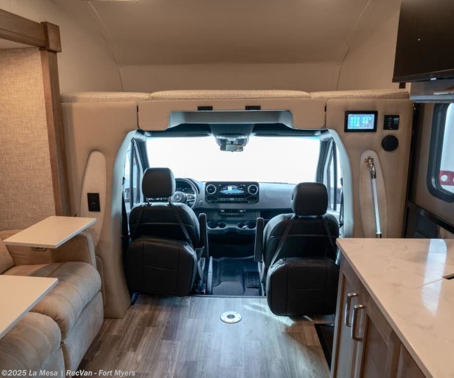 Contact us now about this 2024 Tiffin Wayfarer 25LW! 2024 Wayfarer 25LW by Tiffin from La Mesa | RecVan - Fort Myers in Fort Myers, Florida