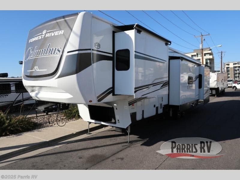 New 2025 Palomino Columbus 376DS available in Murray, Utah