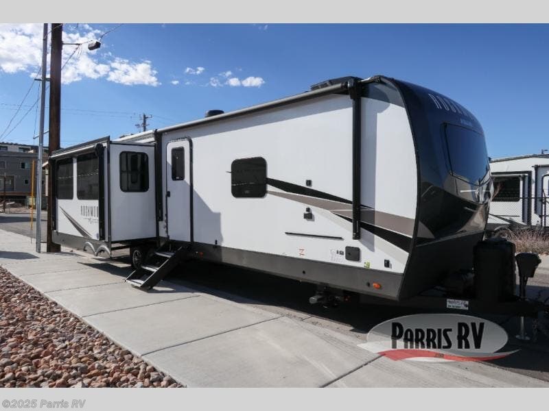 Email now about this 2025 Forest River Rockwood Signature 8337RL! New 2025 Forest River Rockwood Signature 8337RL available in Murray, Utah