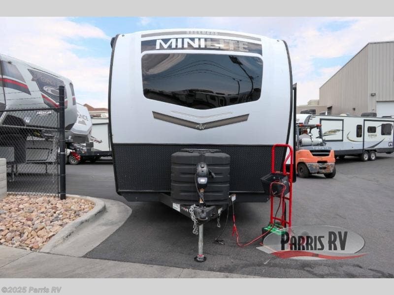 Contact us now about this 2025 Forest River Rockwood Mini Lite 2205S! 2025 Rockwood Mini Lite 2205S by Forest River from Parris RV in Murray, Utah