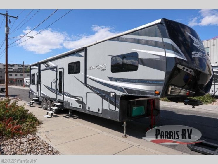 Email now about this 2018 Jayco Seismic 4113! Used 2018 Jayco Seismic 4113 available in Murray, Utah