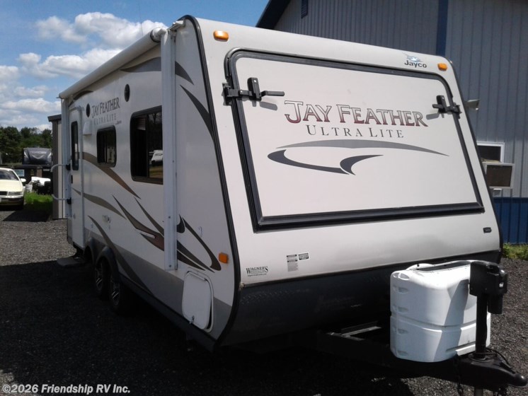 Email now about this 2014 Jayco Jay Feather Ultra Lite X19H! Used 2014 Jayco Jay Feather Ultra Lite X19H available in Friendship, Wisconsin