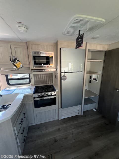 New 2026 Coachmen Catalina Legacy Edition 323BH available in Friendship, Wisconsin