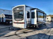 New 2025 Jayco Pinnacle 38KPTS available in New Carlisle, Ohio