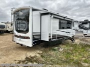 New 2025 Jayco Pinnacle 38FBRK available in New Carlisle, Ohio