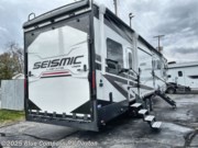 New 2025 Jayco Seismic Luxury Series 4113 available in New Carlisle, Ohio