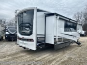 New 2025 Jayco Pinnacle 38FBRK available in New Carlisle, Ohio