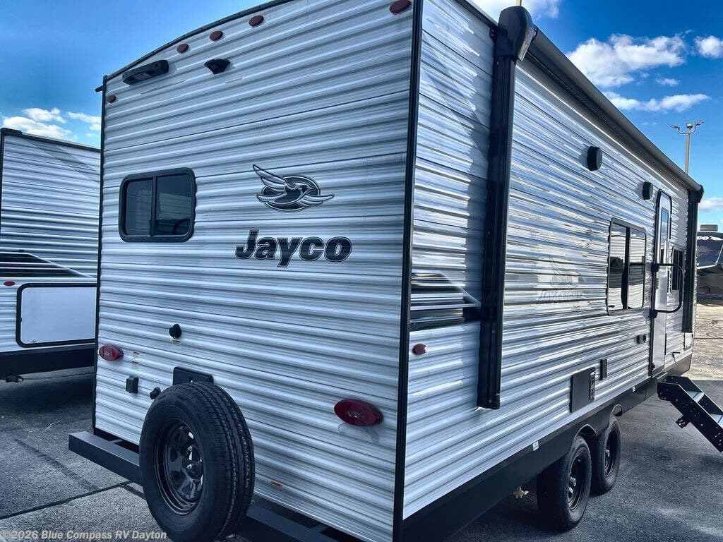 New 2025 Jayco Jay Flight SLX 225MLS available in New Carlisle, Ohio
