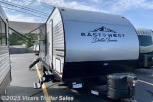 2023 East to West Della Terra 312BH