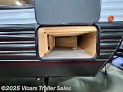 2024 Cherokee Wolf Den 272RK - New Travel Trailer for sale by Vicars Trailer Sales in Taylor, Michigan