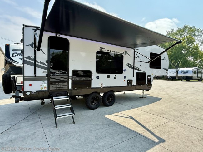 2024 Forest River Cherokee Black Label 235MBBL