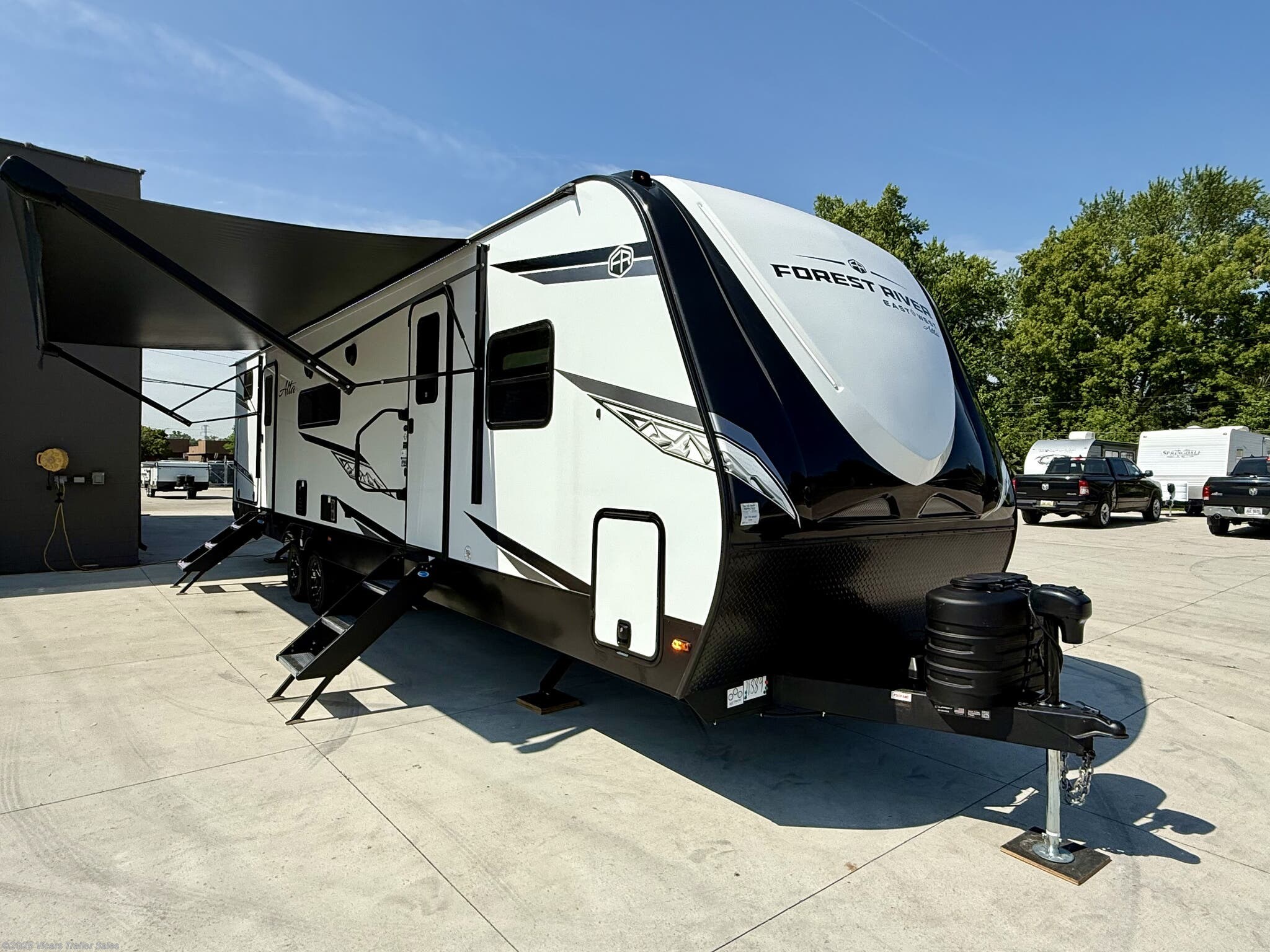 Email now about this 2026 East to West Alta 3150KBH! New 2026 East to West Alta 3150KBH available in Taylor, Michigan