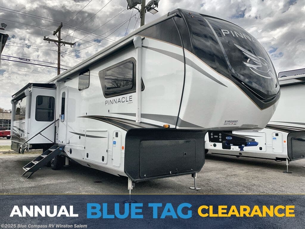 Email now about this 2025 Jayco Pinnacle 38KPTS! New 2025 Jayco Pinnacle 38KPTS available in Rural Hall, North Carolina