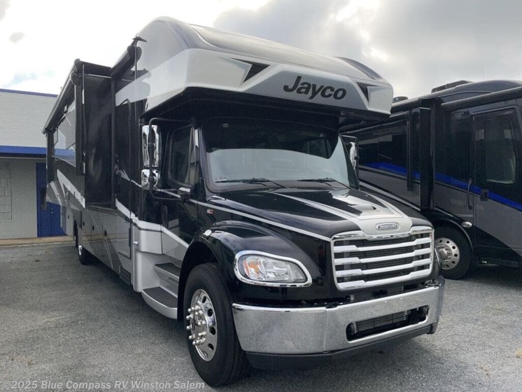 Email now about this 2025 Jayco Seneca 37L! New 2025 Jayco Seneca 37L available in Rural Hall, North Carolina