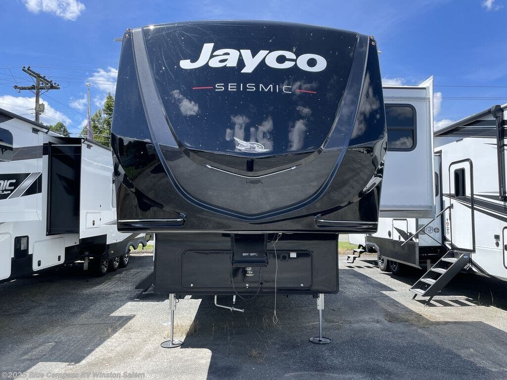 New 2026 Jayco Seismic 395 available in Rural Hall, North Carolina