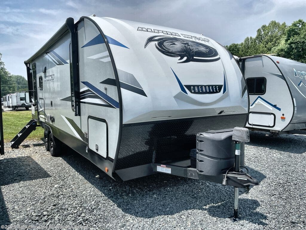 Contact us now about this 2021 Forest River Cherokee Alpha Wolf 23rd-l! 2021 Cherokee Alpha Wolf 23rd-l by Forest River from Blue Compass RV Winston Salem in Rural Hall, North Carolina