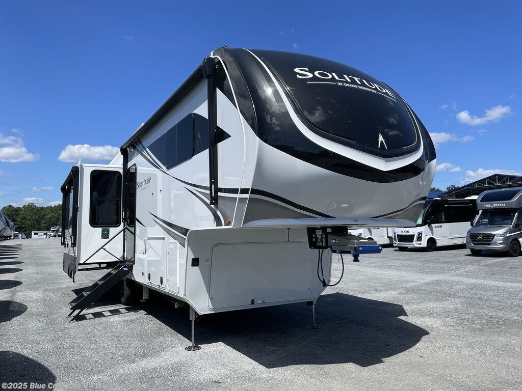 Contact us now about this 2026 Grand Design Solitude 310GK! 2026 Solitude 310GK by Grand Design from Blue Compass RV Winston Salem in Rural Hall, North Carolina